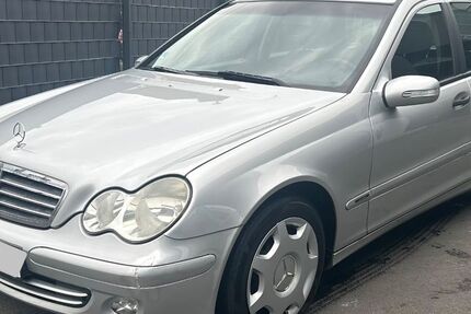 Mercedes-Benz C 180 259.000 km 1.350 &euro; Hünfeld 36088
