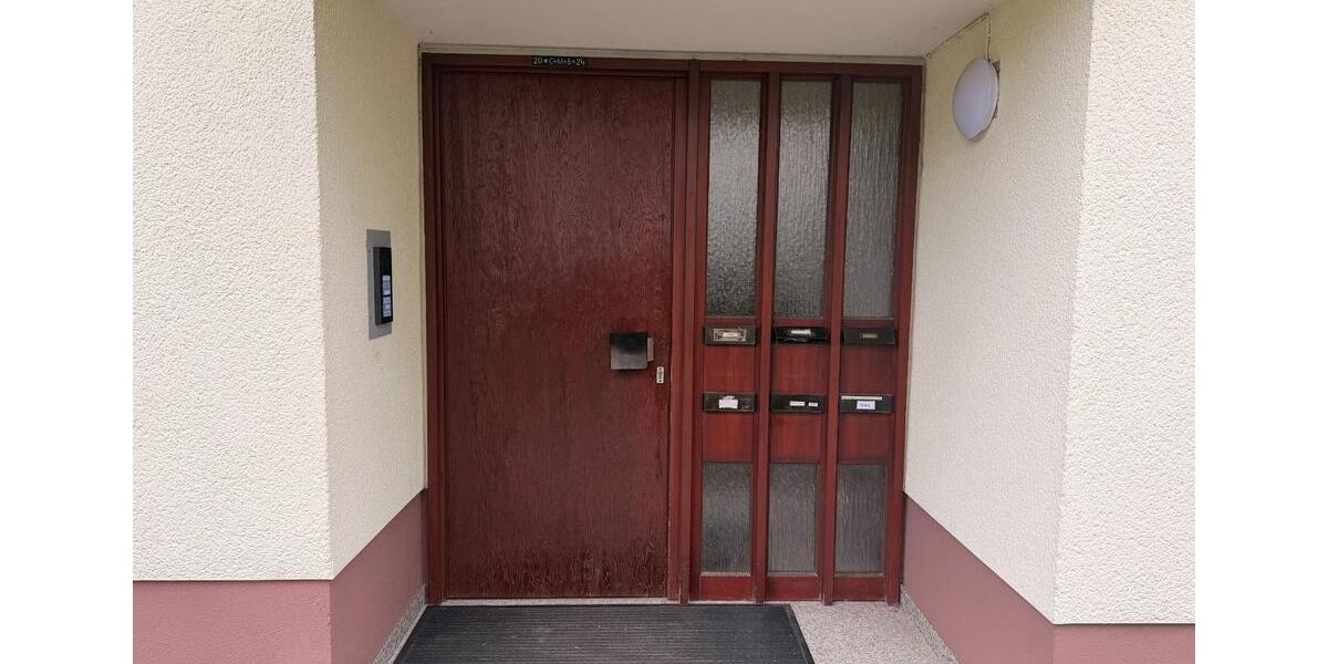 Dachgeschoßwohnung Petersberg - 3 Zimmer, 74 m&sup2;, 229.000&euro; | Angebot:25944122