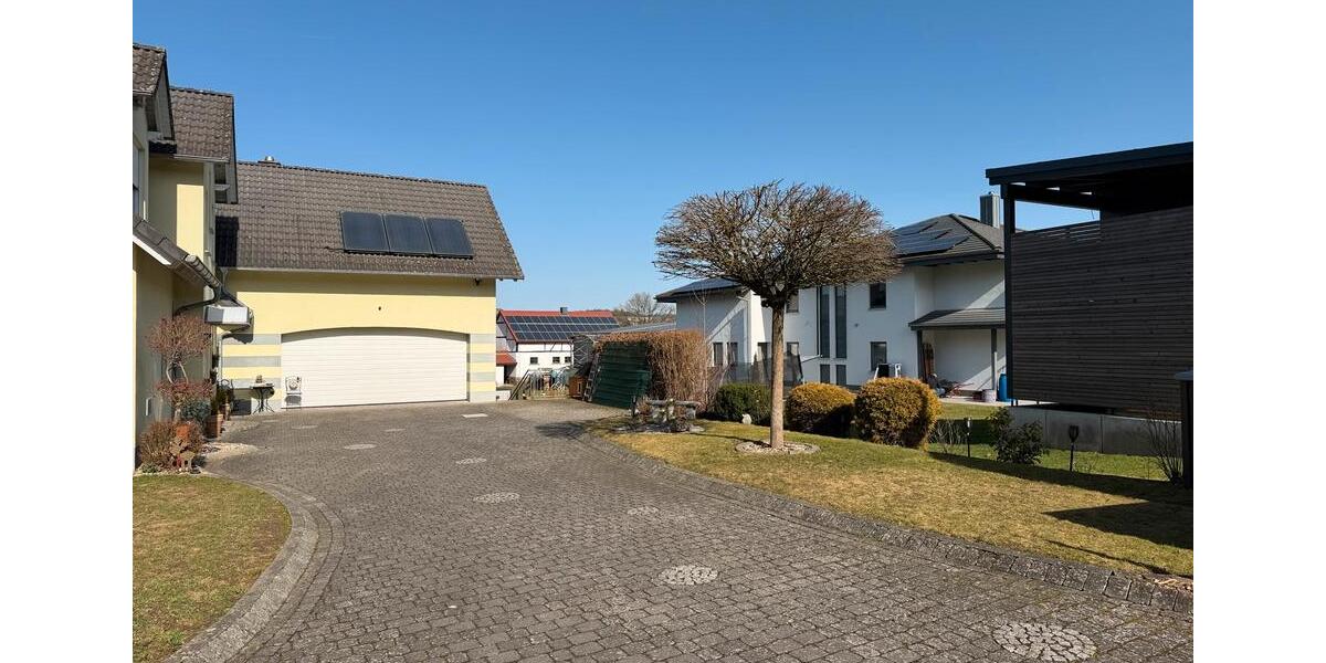 Mehrfamilienhaus, Wohnhaus Eichenzell - 12 Zimmer, 300 m&sup2;, 850.000&euro; | Angebot:25306853