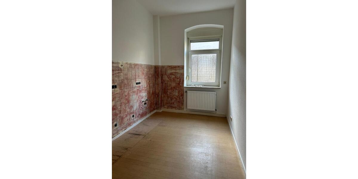 Etagenwohnung Fulda - 4 Zimmer, 100 m&sup2;, 890&euro; | Angebot:25646017