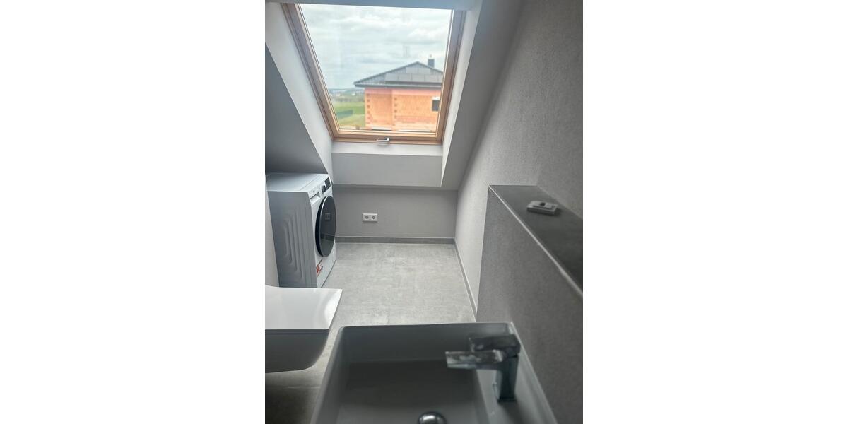 Dachgeschoßwohnung Ebersburg - 2 Zimmer, 85 m&sup2;, 1.100&euro; | Angebot:26023563