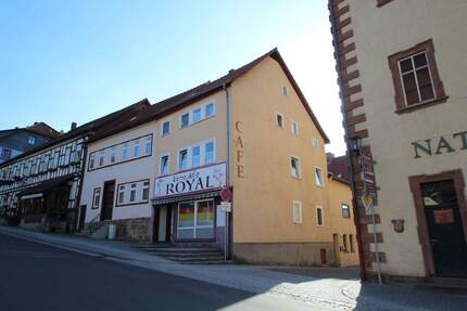 Haus Tann - 7 Zimmer, 211 m&sup2;, 190.000&euro; | Angebot:25692707