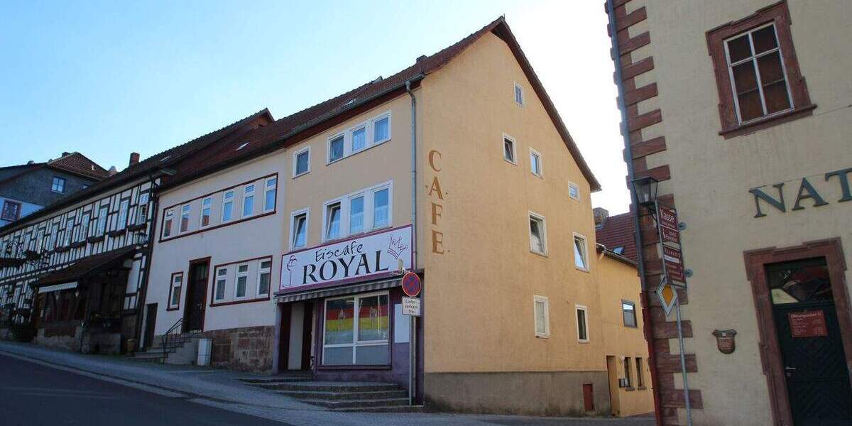 Mehrfamilienhaus, Wohnhaus Tann - 7 Zimmer, 211 m&sup2;, 190.000&euro; | Angebot:25692707