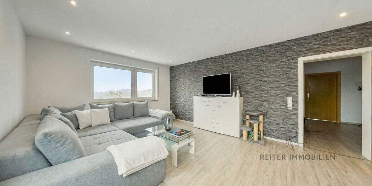 Mehrfamilienhaus, Wohnhaus Hünfeld-Nüst Nüst - 8 Zimmer, 156 m&sup2;, 449.000&euro; | Angebot:25703752