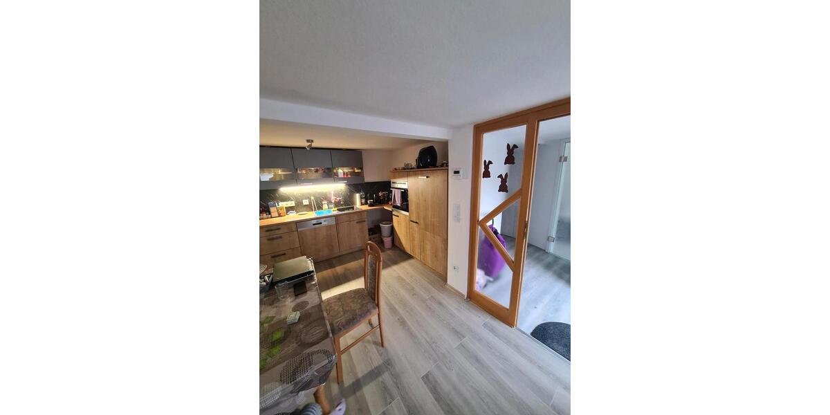 Etagenwohnung Lauterbach (Hessen) - 5 Zimmer, 133 m&sup2;, 750&euro; | Angebot:25837996