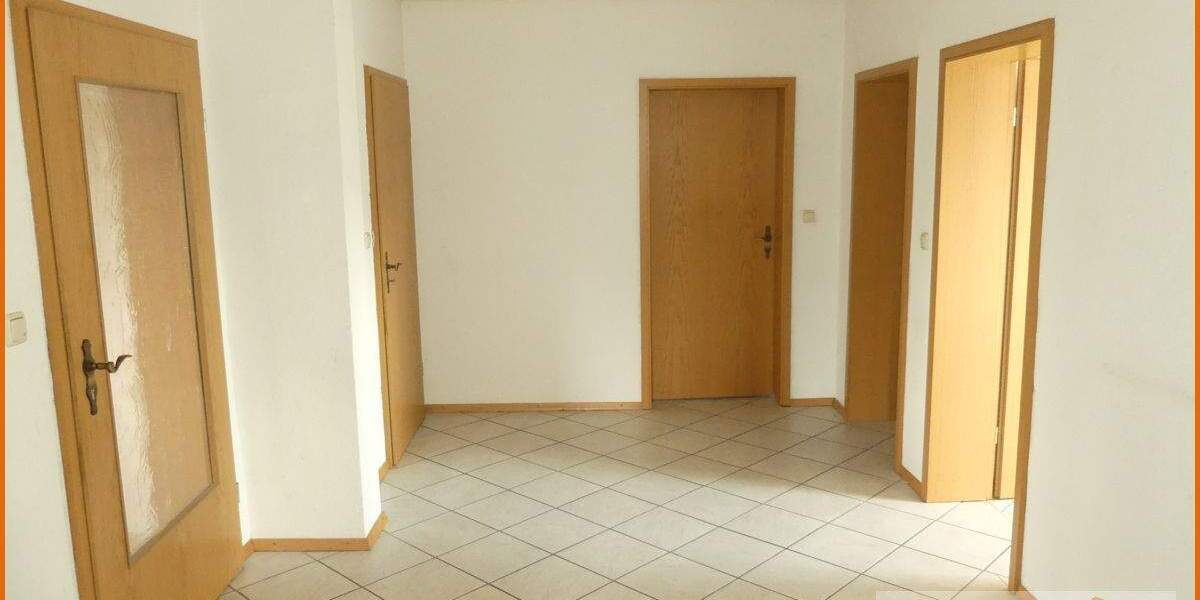 Etagenwohnung Flieden / Stork Stork - 4 Zimmer, 118 m&sup2;, 600&euro; | Angebot:26230920