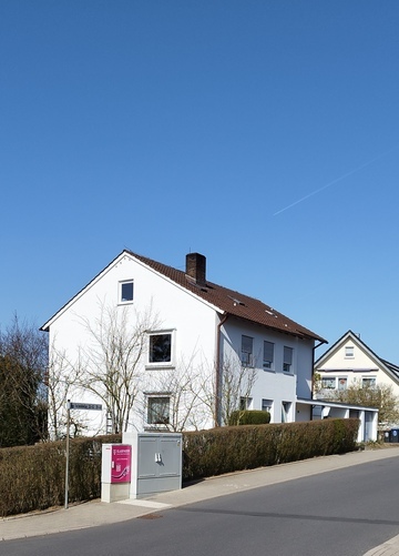 3 Familienhaus zu verkaufen - Mehrfamilienhaus, Wohnhaus Petersberg | Angebot:26194950
