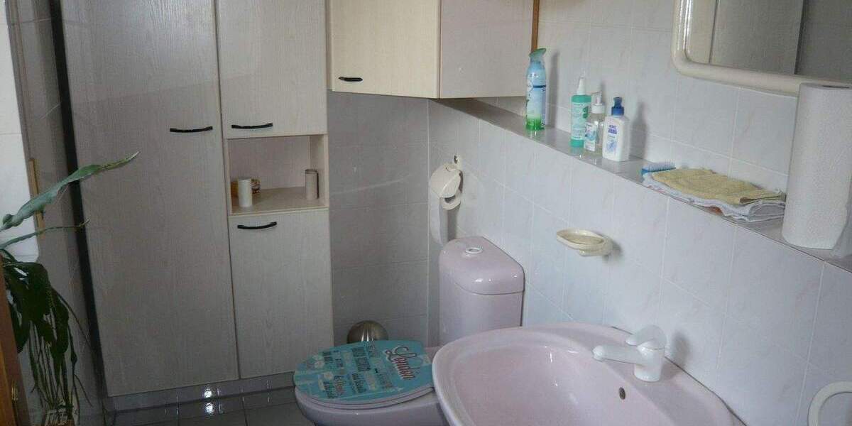 Einfamilienhaus Bad Brückenau - 1 Zimmer, 223 m&sup2;, 395.000&euro; | Angebot:26725255