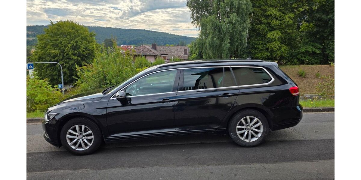 VW Passat Variant 235.000 km 8.950 &euro; Schlitz 36110