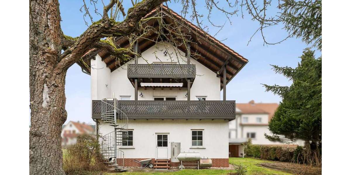 Einfamilienhaus Burghaun - 13 Zimmer, 310 m&sup2;, 649.000&euro; | Angebot:25732584