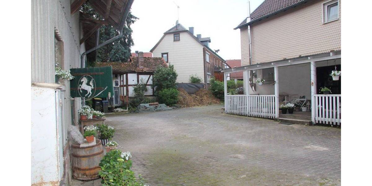 Mehrfamilienhaus, Wohnhaus Schlitz - 6 Zimmer, 140 m&sup2;, 220.000&euro; | Angebot:26673230
