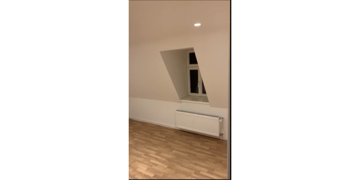 Dachgeschoßwohnung Fulda Aschenberg - 4 Zimmer, 98 m&sup2;, 980&euro; | Angebot:25886626