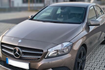 Mercedes-Benz A 180 152.000 km 7.900 &euro; Burghaun 36151