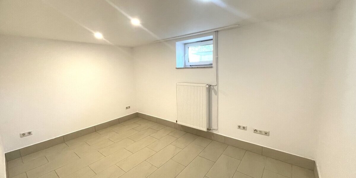 Niederaula, 2 ZKB im Souterrain - Etagenwohnung Niederaula Mengshausen | Angebot:23815930