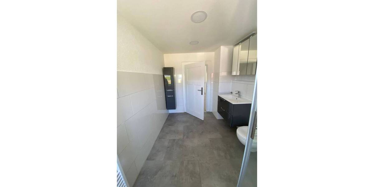 Doppelhaushälfte Großenlüder Uffhausen - 5 Zimmer, 130 m&sup2;, 1.050&euro; | Angebot:26570162