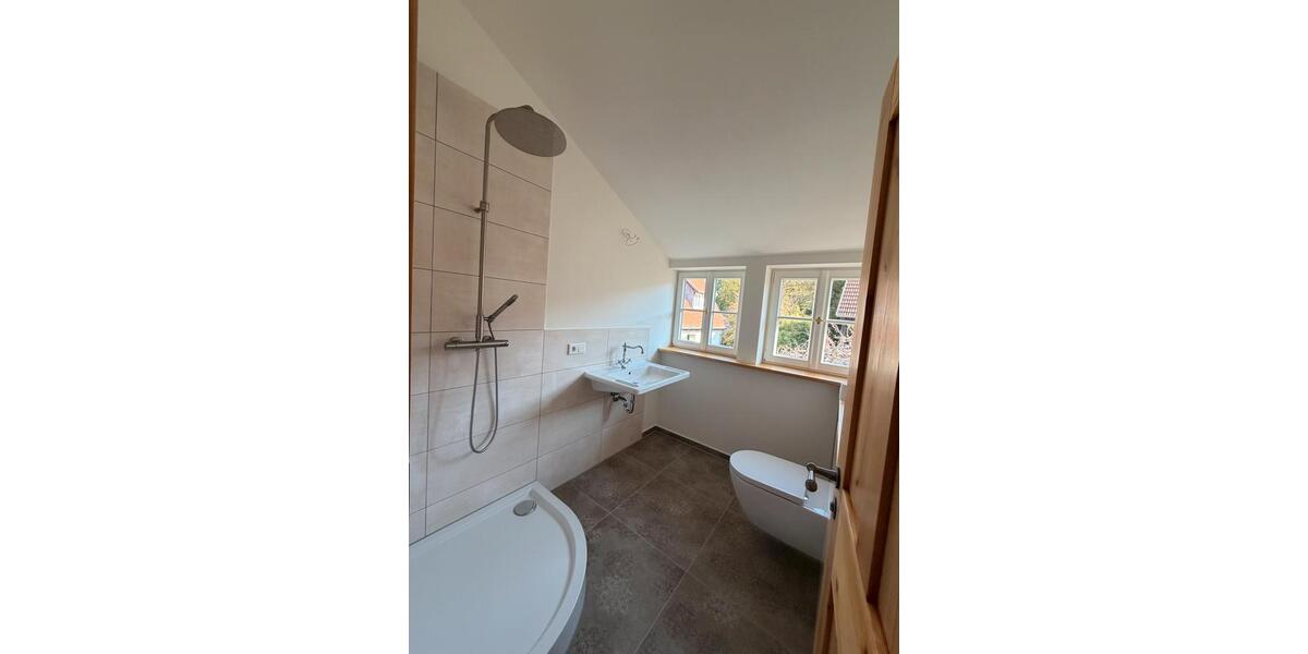 Einfamilienhaus Schlüchtern - 3 Zimmer, 150 m&sup2;, 1.350&euro; | Angebot:25964514