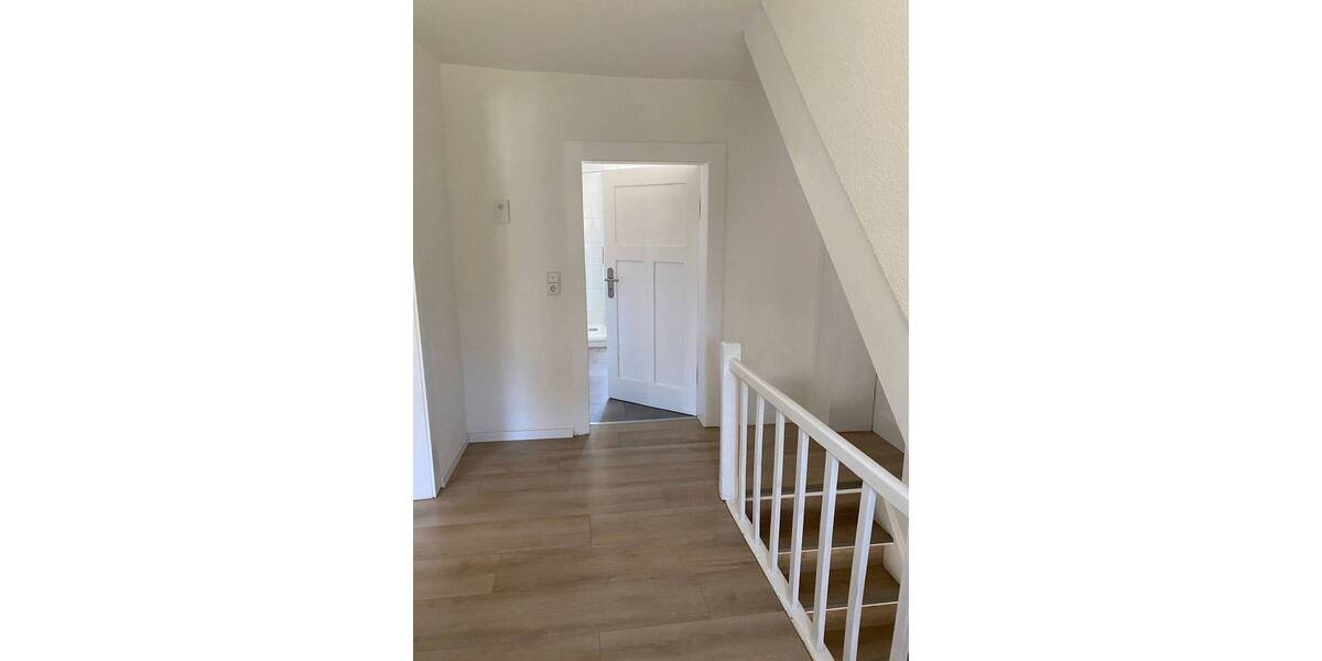 Doppelhaushälfte Großenlüder Uffhausen - 5 Zimmer, 130 m&sup2;, 1.050&euro; | Angebot:26570162