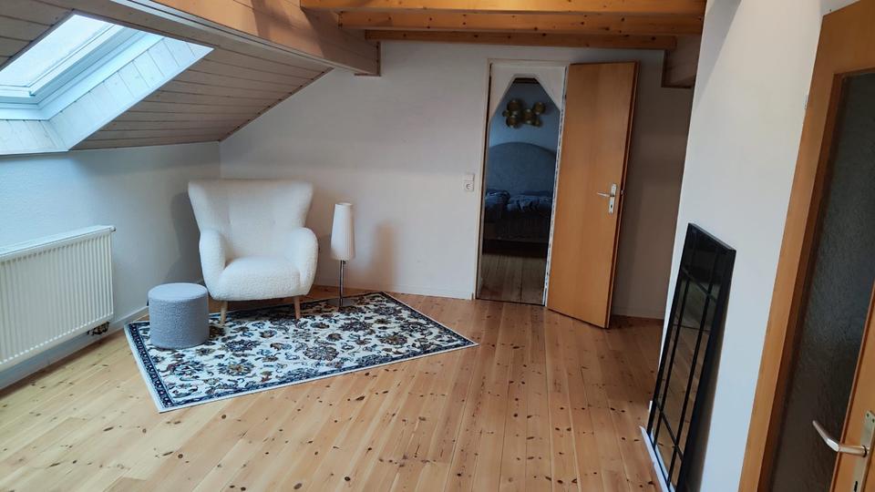 Etagenwohnung Burghaun - 5.5 Zimmer, 107 m&sup2;, 1.250&euro; | Angebot:24655667