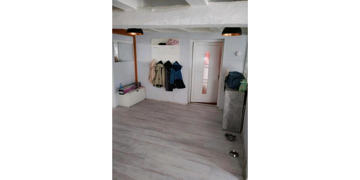 Etagenwohnung Niederaula - 1 Zimmer, 100 m&sup2;, 850&euro; | Angebot:25790594