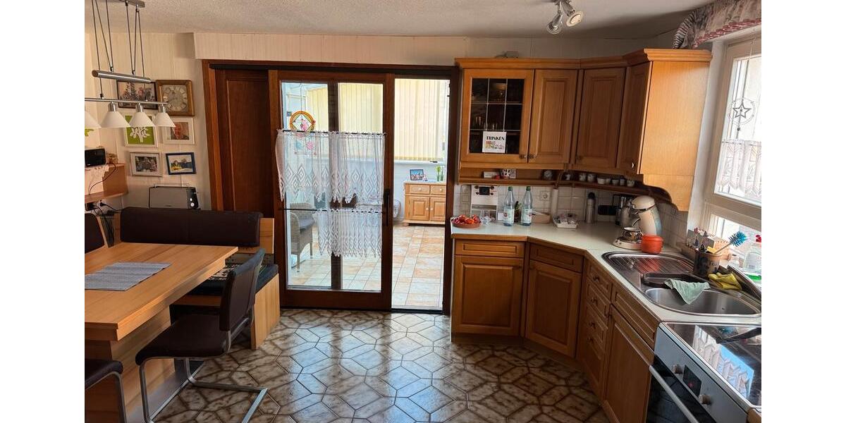 Einfamilienhaus Lauterbach (Hessen) - 10 Zimmer, 250 m&sup2;, 485.000&euro; | Angebot:25234107