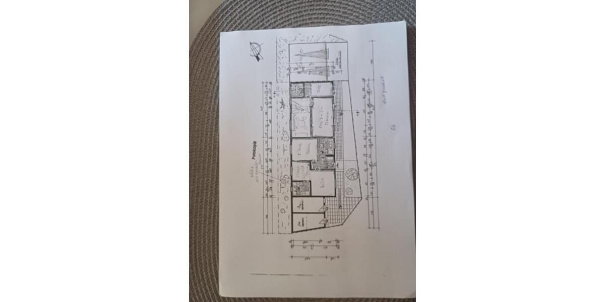Einfamilienhaus Hosenfeld - 5 Zimmer, 210 m&sup2;, 325.000&euro; | Angebot:22211348