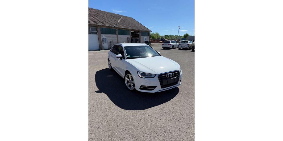 Audi A3 129.000 km 12.500 &euro; Lauterbach 36341