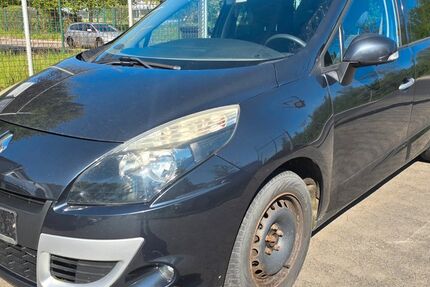 Renault Scenic 155.000 km 2.699 &euro; Fulda 36041