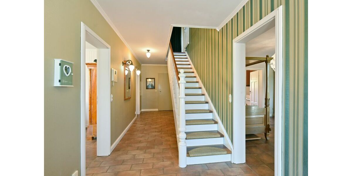 Provisionsfrei* Wohnen wie im Urlaub - Traumhaus im Biosphärenreservat Rhön - Einfamilienhaus Poppenhausen | Angebot:25634647