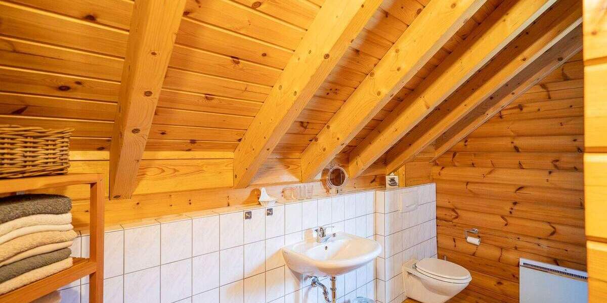 Mehrfamilienhaus, Wohnhaus Hilders Unterbernhards - 5 Zimmer, 120 m&sup2;, 265.000&euro; | Angebot:25820639