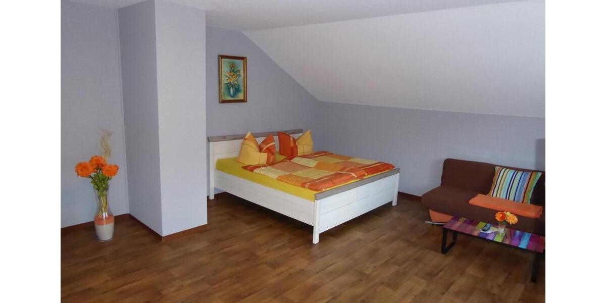 Einfamilienhaus Grebenhain - 11 Zimmer, 263 m&sup2;, 399.000&euro; | Angebot:26857851