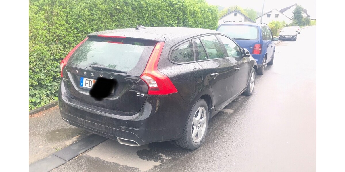 Volvo V60 202.422 km 15.900 &euro; Ebersburg 36157