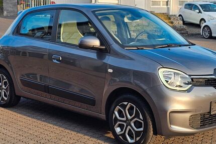 Renault Twingo 28.256 km 9.799 &euro; Fulda 36043