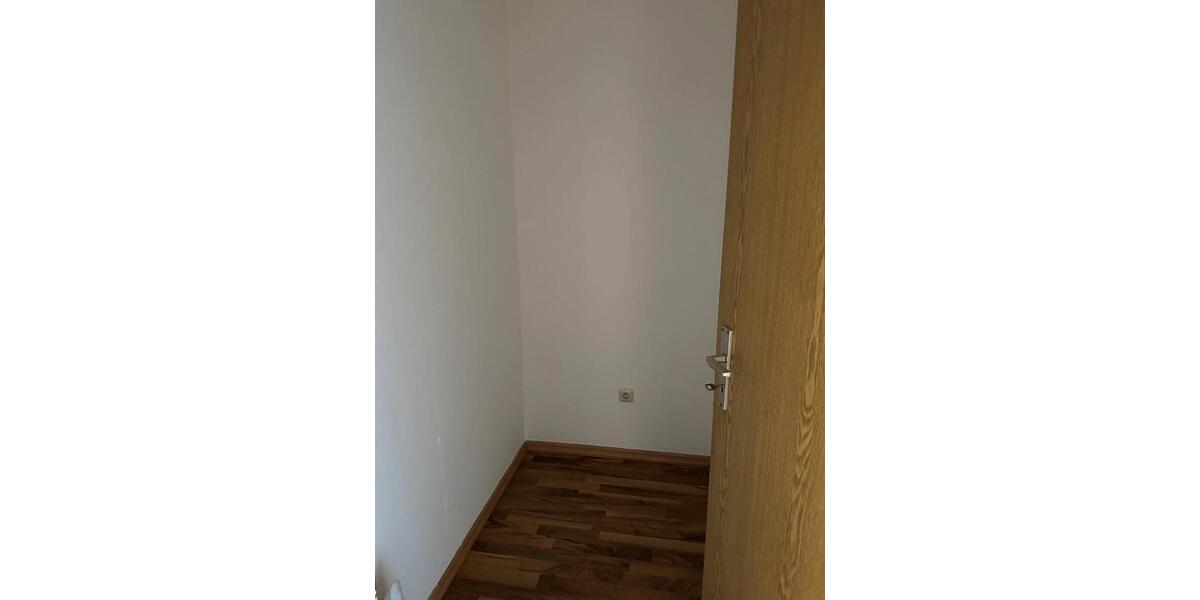 Dachgeschoßwohnung Bischofsheim in der Rhön - 3 Zimmer, 84 m&sup2;, 550&euro; | Angebot:22420515