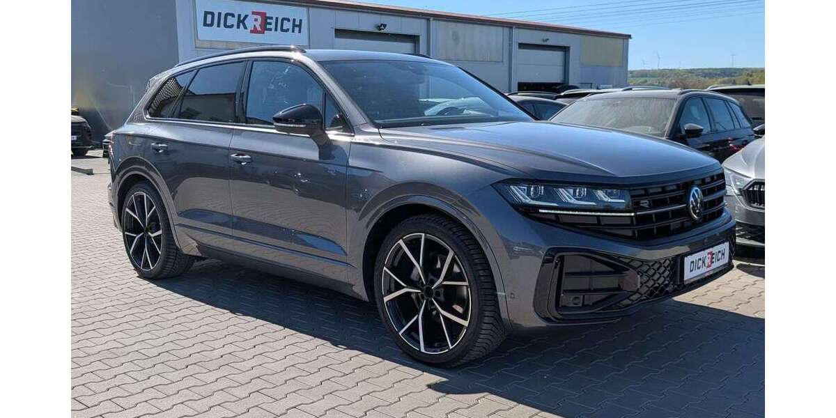 VW Touareg 24.148 km 71.450 &euro; Burghaun 36151