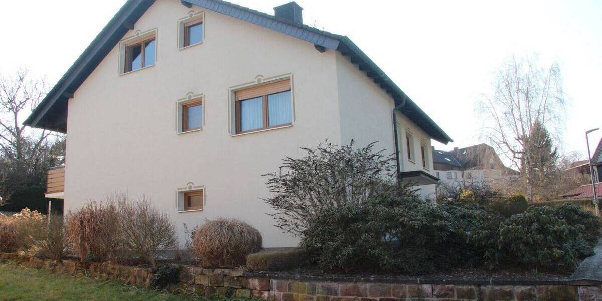Mehrfamilienhaus, Wohnhaus Schlitz - 7 Zimmer, 240 m&sup2;, 325.000&euro; | Angebot:26204015