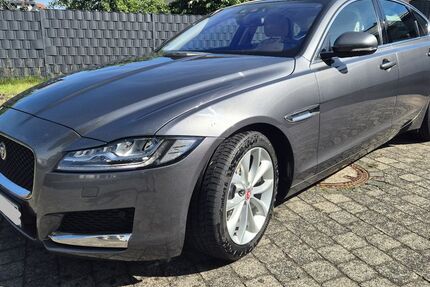 Jaguar XF 150.000 km 13.500 &euro; Eichenzell 36124