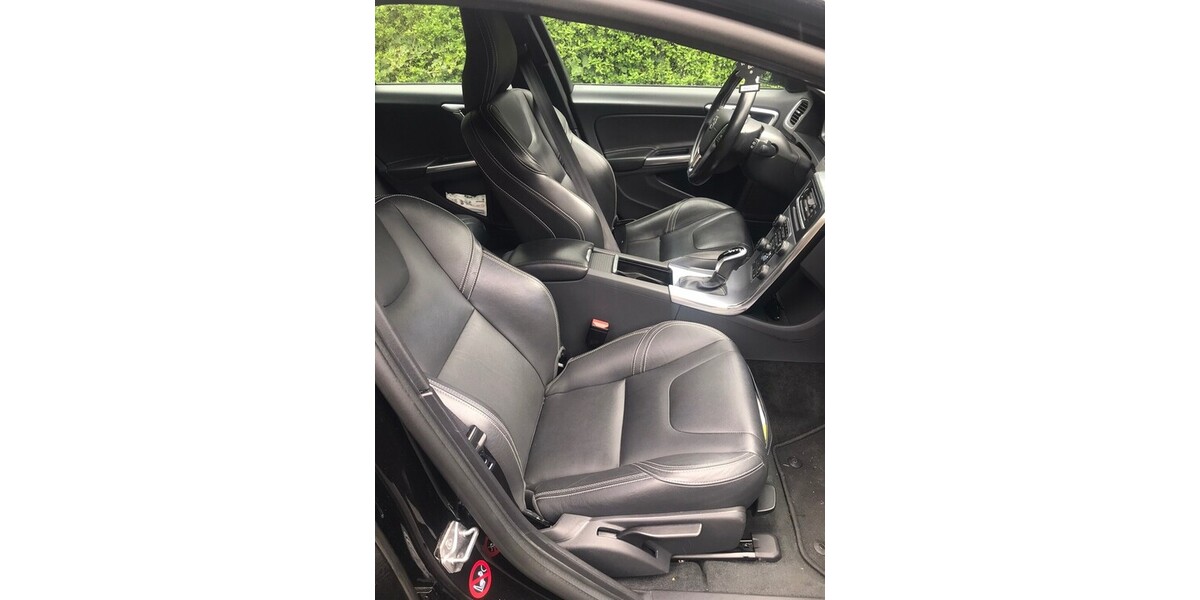 Volvo V60 202.422 km 15.900 &euro; Ebersburg 36157