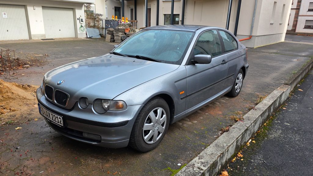BMW 318 128.000 km 1.900 &euro; Fulda 36037