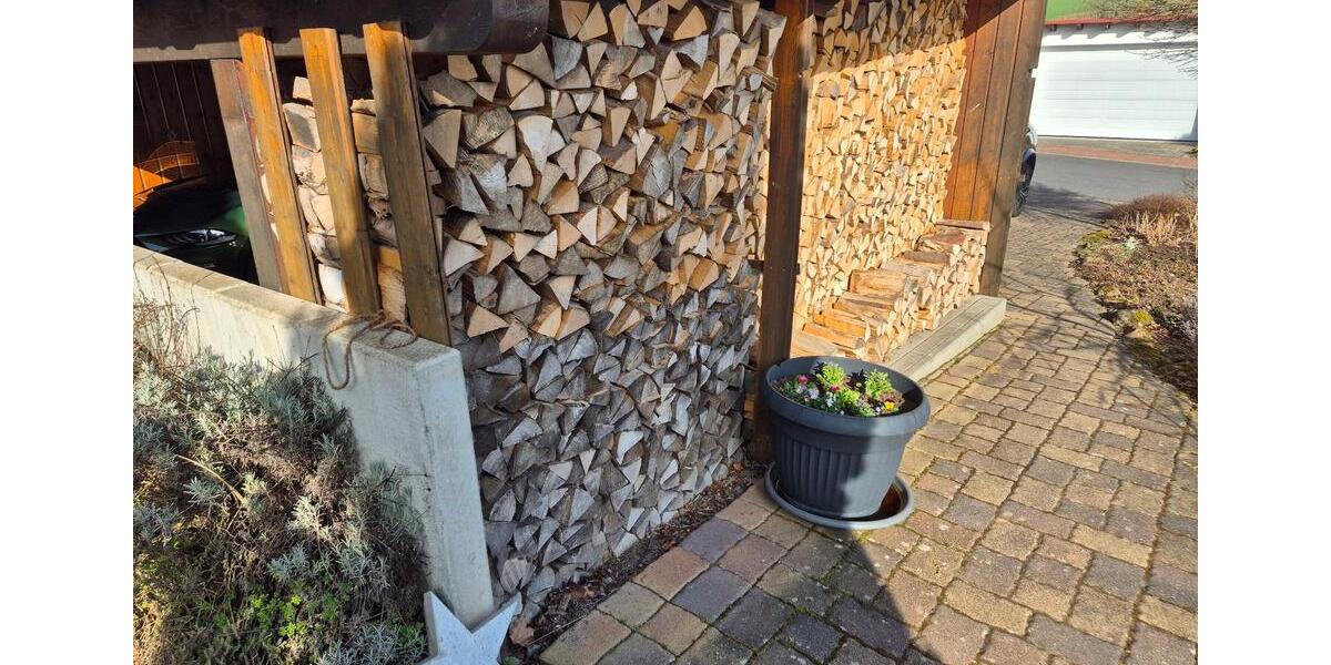 Einfamilienhaus Niederaula - 7 Zimmer, 150 m&sup2;, 1.500&euro; | Angebot:25416138