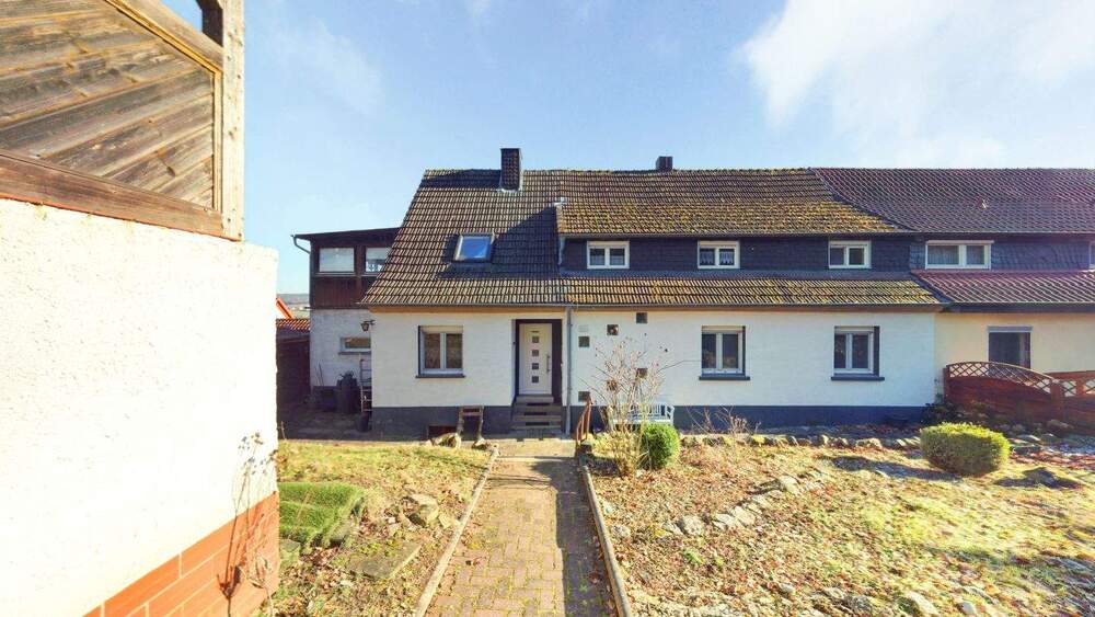 Doppelhaushälfte Petersberg Steinau - 5 Zimmer, 180 m&sup2;, 329.000&euro; | Angebot:25664669