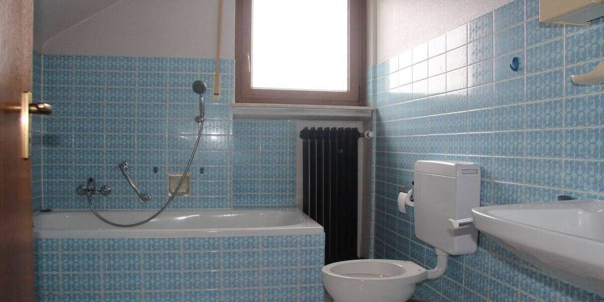 Mehrfamilienhaus, Wohnhaus Schlitz - 7 Zimmer, 240 m&sup2;, 325.000&euro; | Angebot:26204015