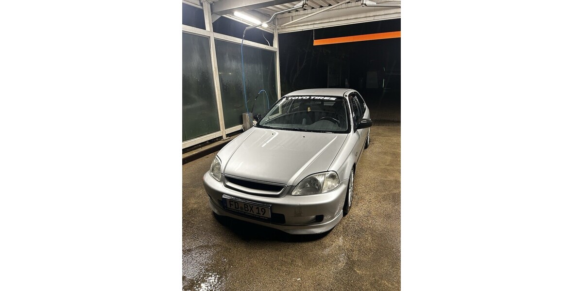 Honda Civic 145.000 km 5.000 &euro; Fulda 36037