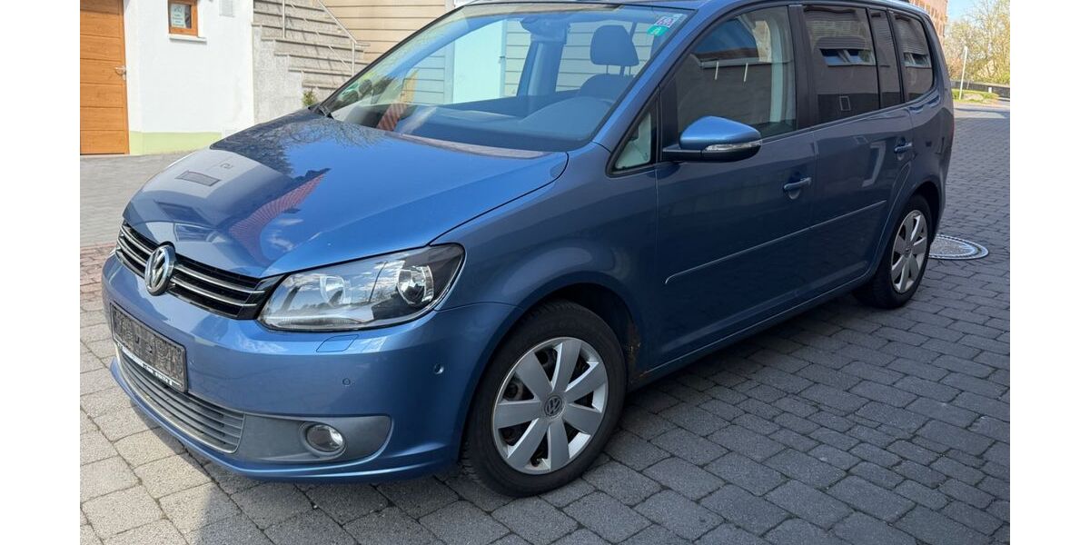VW Touran 229.000 km 5.490 &euro; Petersberg 36100