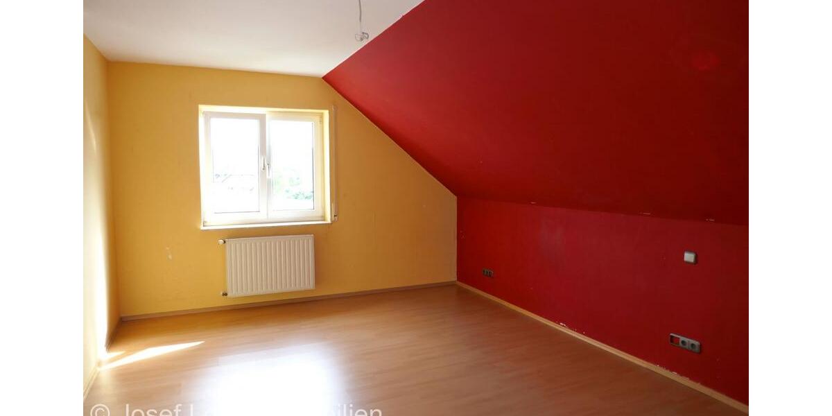 Maisonettenwohnung Schlitz - 5 Zimmer, 143 m&sup2;, 895&euro; | Angebot:23592410