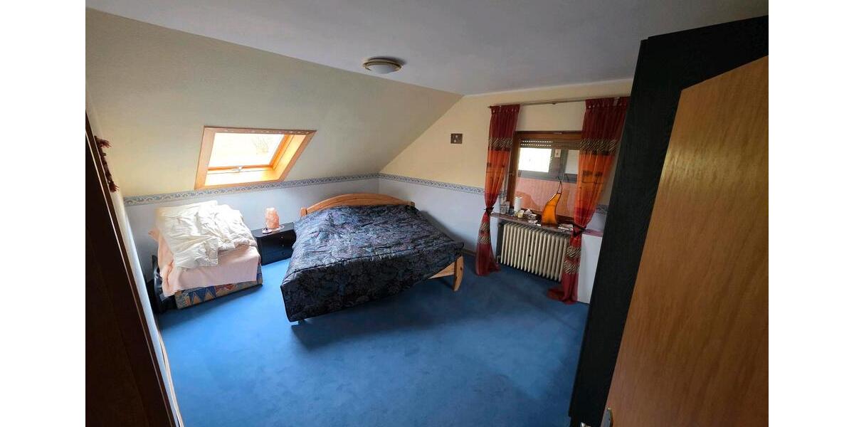 Mehrfamilienhaus, Wohnhaus Großenlüder - 13 Zimmer, 250 m&sup2;, 460.000&euro; | Angebot:26176843
