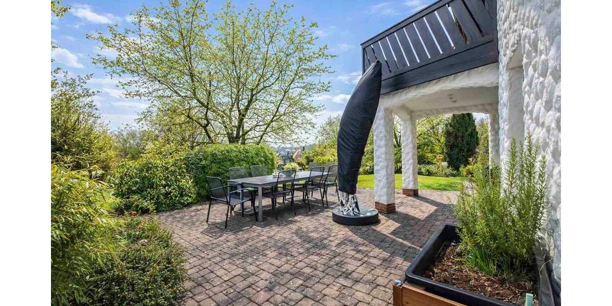 Einfamilienhaus Hosenfeld - 7 Zimmer, 569.000&euro; | Angebot:26081006