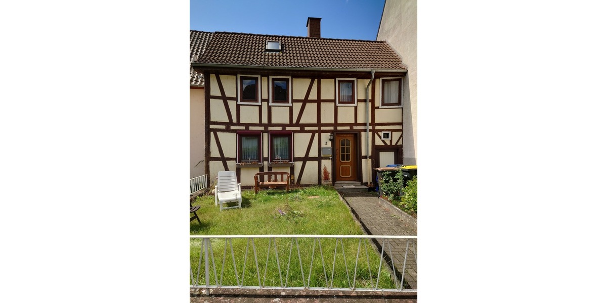 Fachwerkhaus Zentral gelegen - Einfamilienhaus Bad Salzschlirf | Angebot:22582579