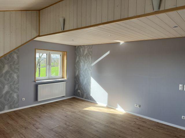 Dachgeschoßwohnung Kalbach - 3 Zimmer, 76 m&sup2;, 720&euro; | Angebot:26705415