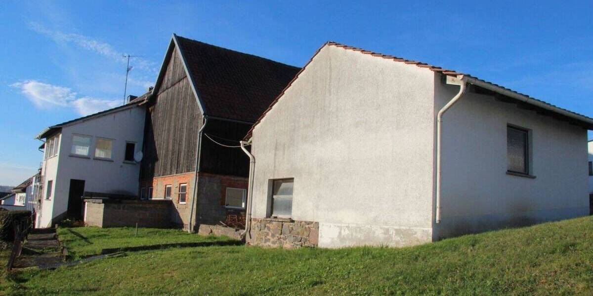 Mehrfamilienhaus, Wohnhaus Herbstein Rixfeld - 8 Zimmer, 190 m&sup2;, 169.000&euro; | Angebot:25746666