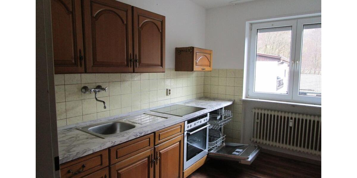 Etagenwohnung Bad Brückenau - 3 Zimmer, 99 m&sup2;, 600&euro; | Angebot:25253052